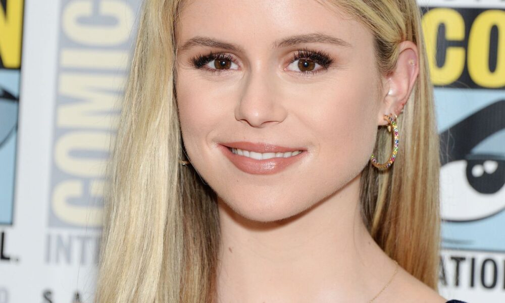 Erin Moriarty - Popular People Bio