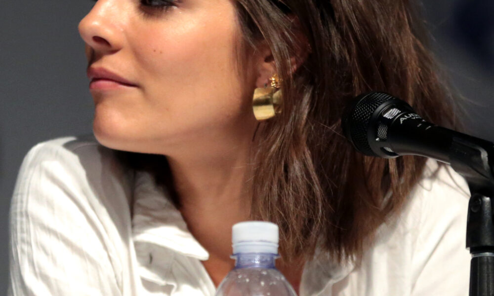Caitlin Stasey - Popular People Bio