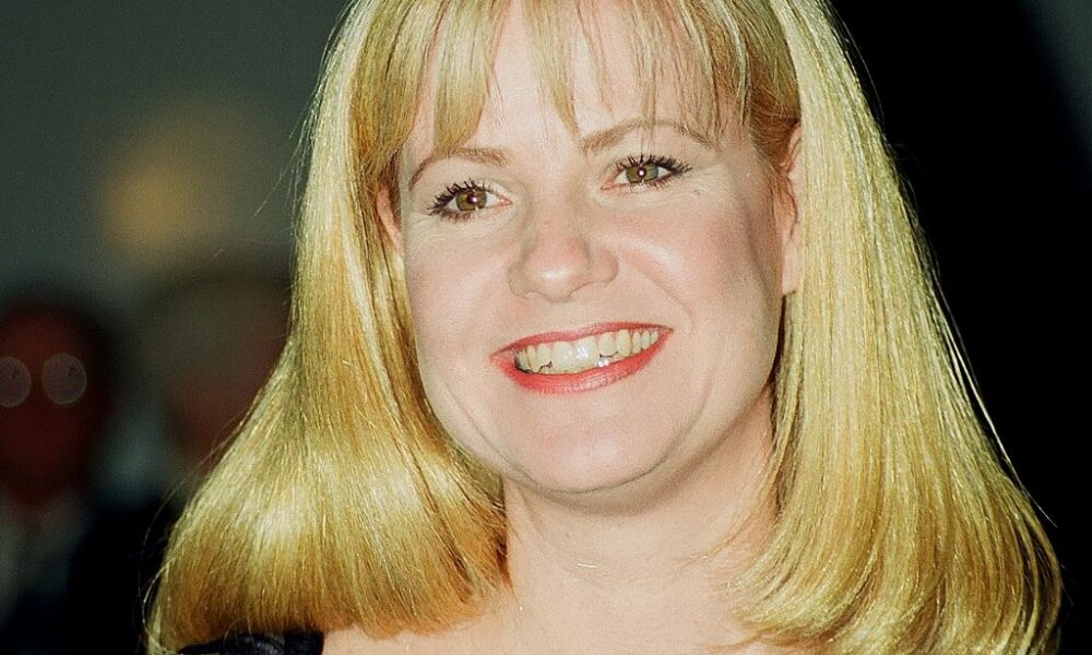 Bonnie Hunt - Popular People Bio